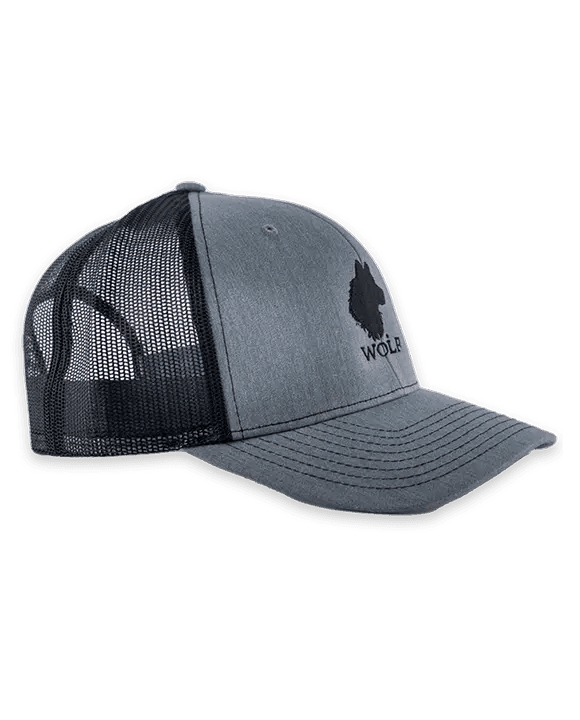 WOiF Kapperl Detail – Logo Stickerei
