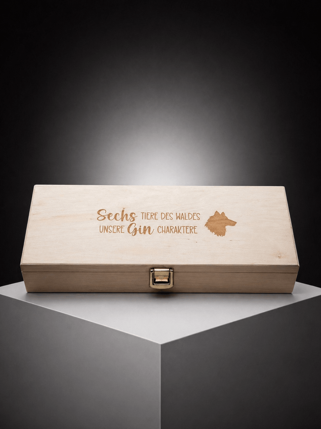Design Holzbox geöffnet – Waldviertler Bio Gin Sortiment
